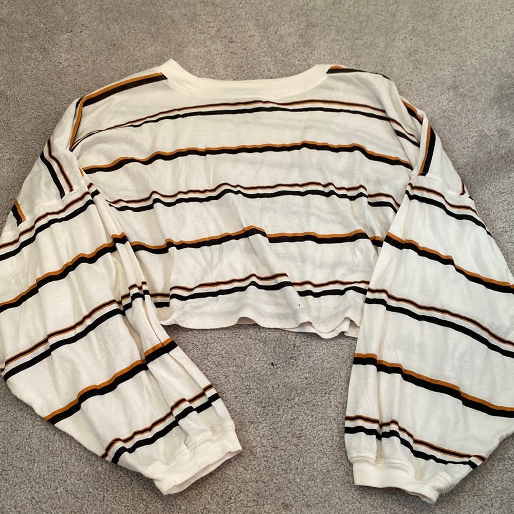 Urban Outfitters Crop Long Sleeve